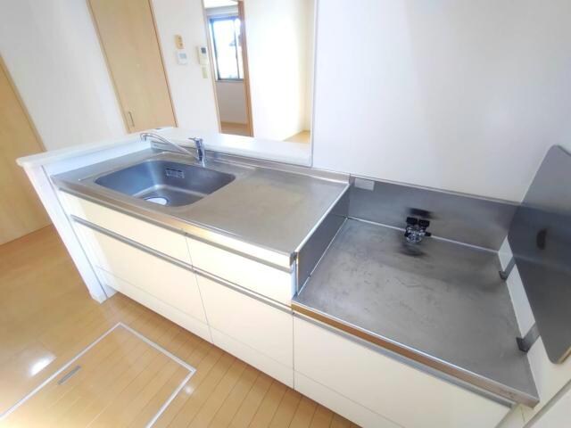 カーサ・ラピスの物件内観写真