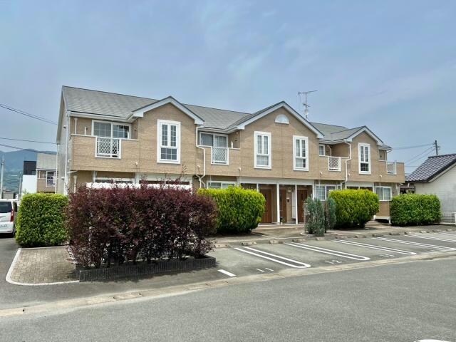 ピース・コアの物件外観写真