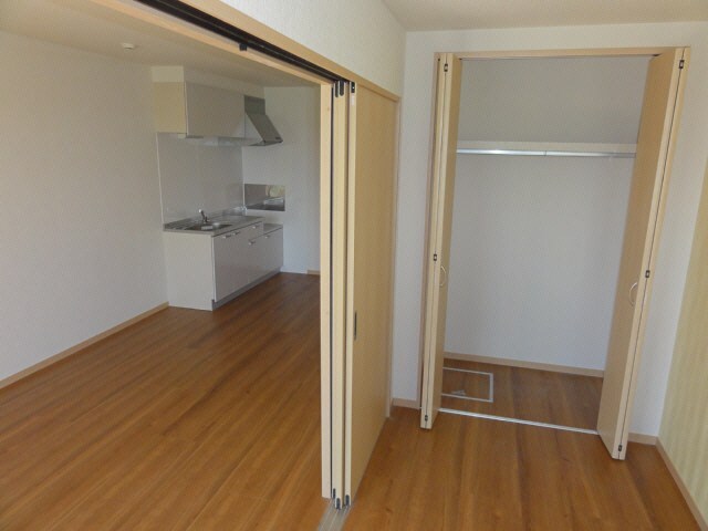 パインハイツ７の物件内観写真