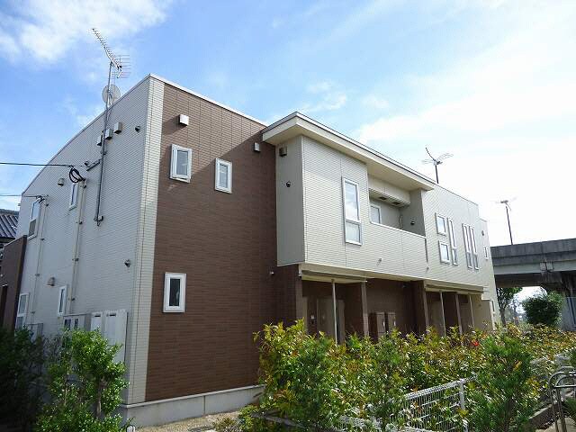 メゾンフレイズの物件外観写真