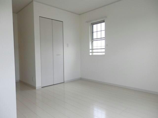 ウィステリア菜花の物件内観写真