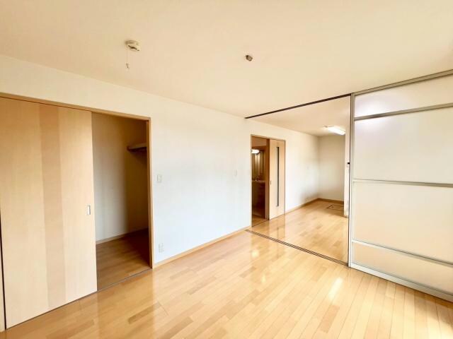 エクセラン多布施の物件内観写真