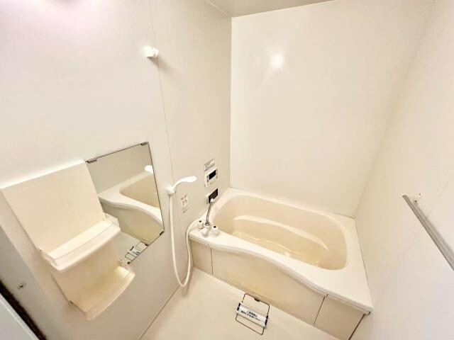 エクセラン多布施の物件内観写真