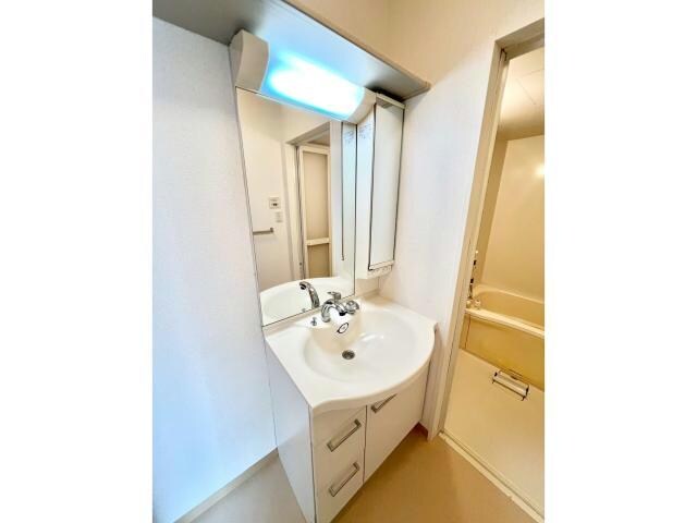 エクセラン多布施の物件内観写真