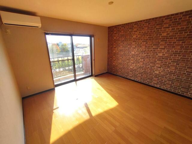 リバーサイド下田　Aの物件内観写真