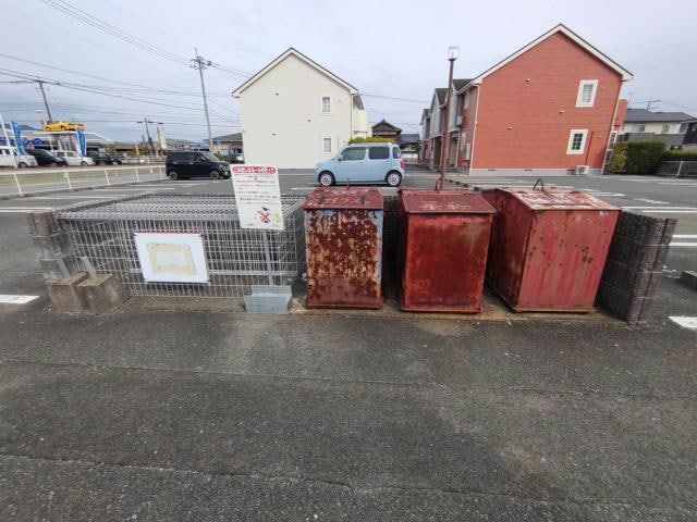 アネストソレイユの物件外観写真