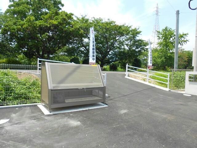 フローラの物件外観写真