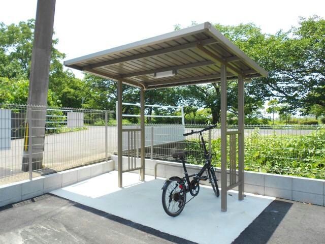 フローラの物件外観写真