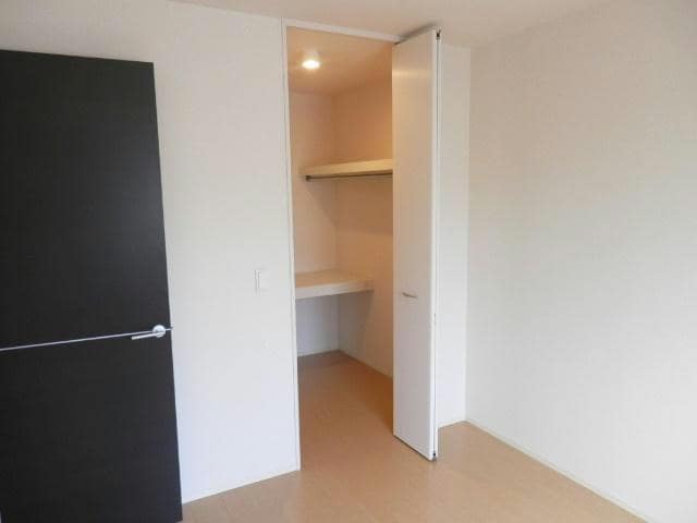 フローラⅢ番館の物件内観写真