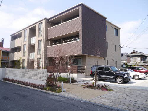 ベレオ堀川の物件外観写真