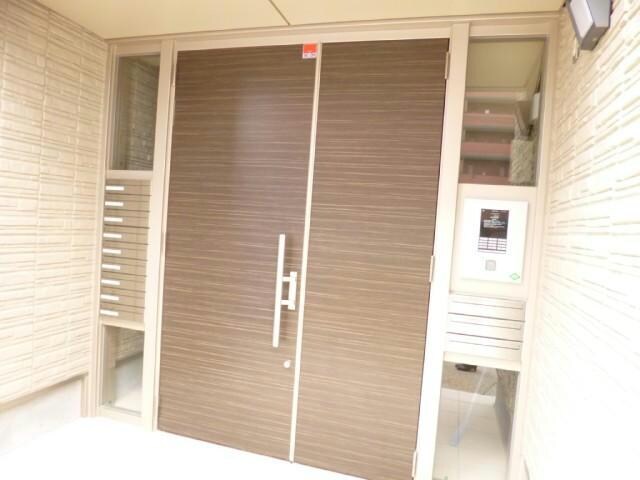 ベレオ堀川の物件外観写真