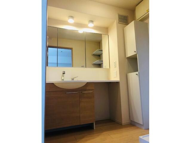 ビジュアムール　Ａの物件内観写真