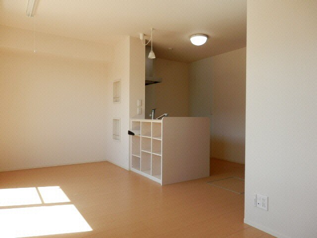 ラ・カーサミーアＡ棟の物件内観写真