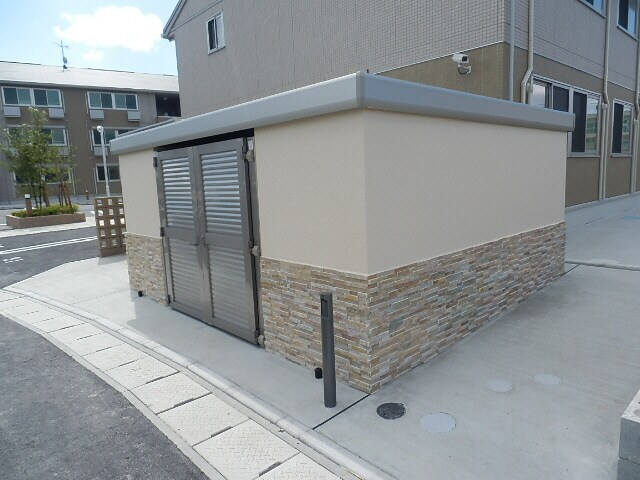 ラ・カーサミーアＡ棟の物件外観写真