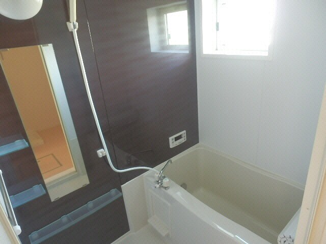 ラ・カーサミーアＡ棟の物件内観写真