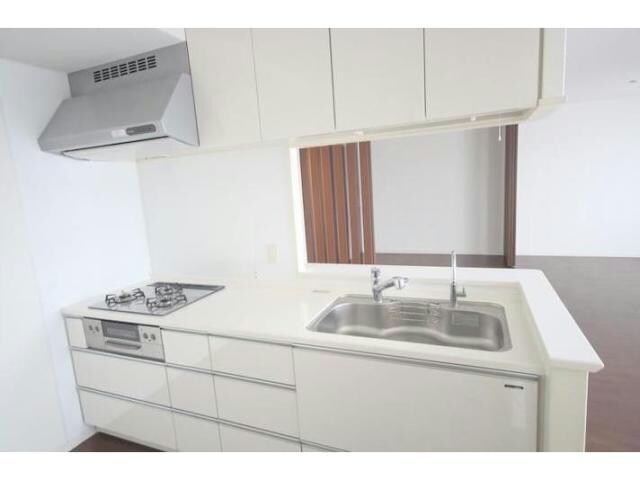 サーパス兵庫北の物件内観写真