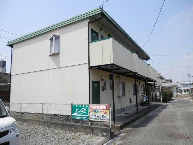 コーポマルセの物件外観写真