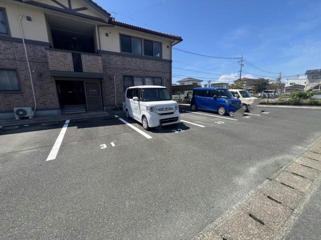 ルミエールの物件外観写真