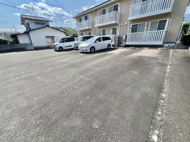 シャトルプランタンの物件外観写真