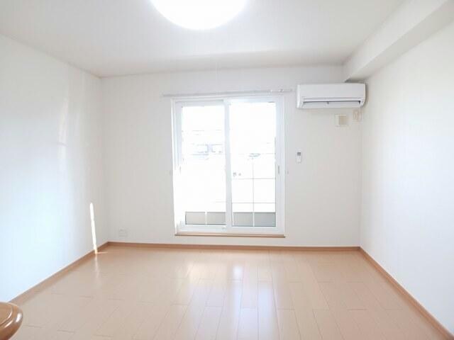 アーバンヒルズＡの物件内観写真