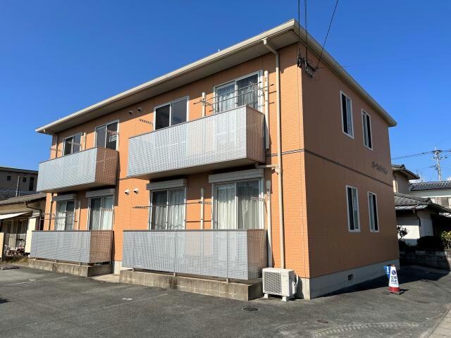 オーシャンハイツの物件外観写真