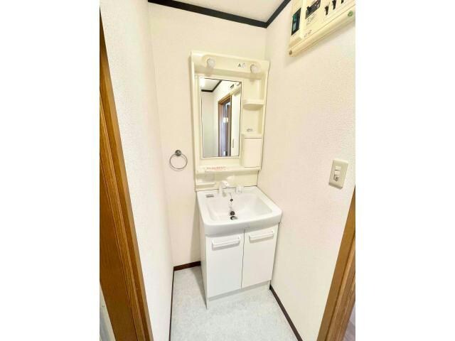 シャインウエストヒルズＢの物件内観写真