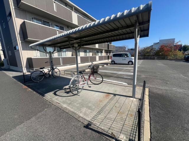 サンハウス　Ｃ棟の物件外観写真