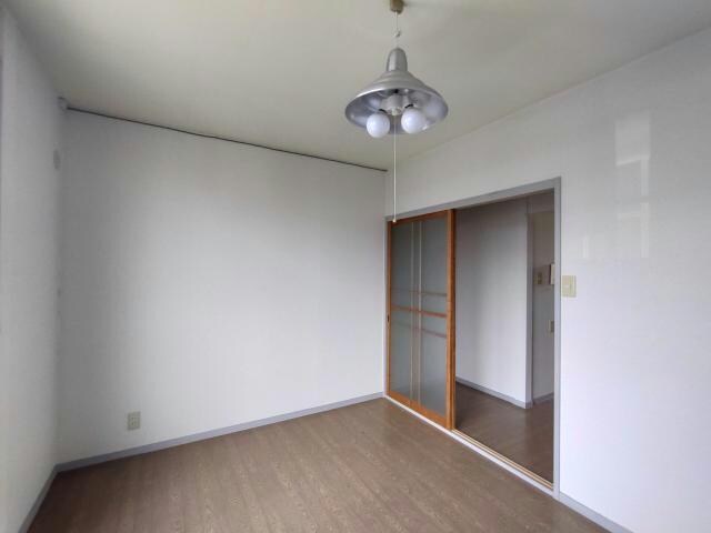 アメニティ広石Ａの物件内観写真