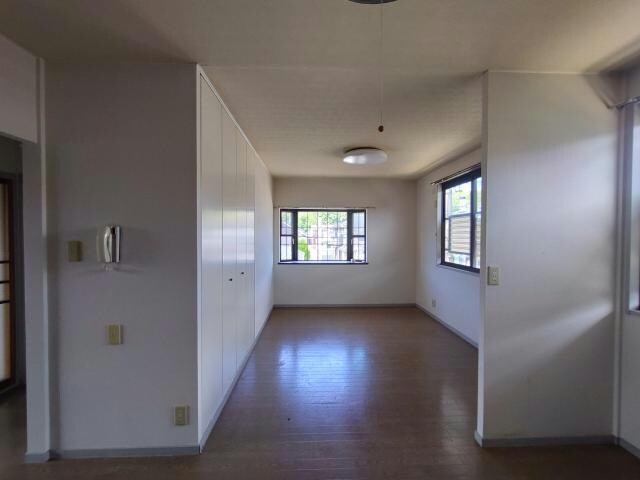 アメニティ広石Ａの物件内観写真