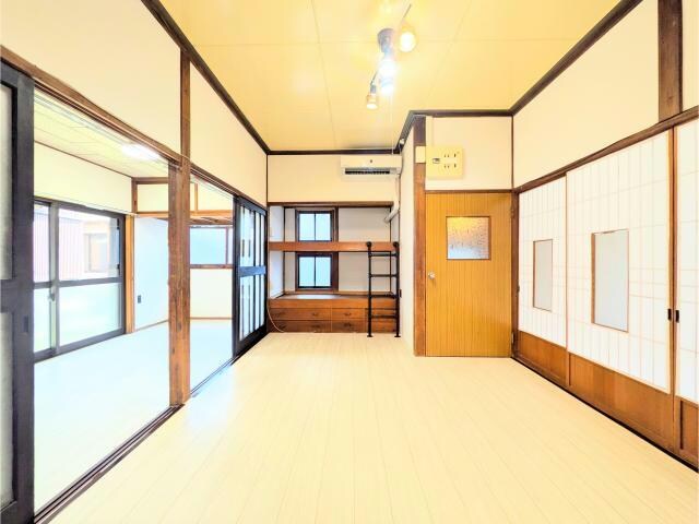 福川一戸建の物件内観写真