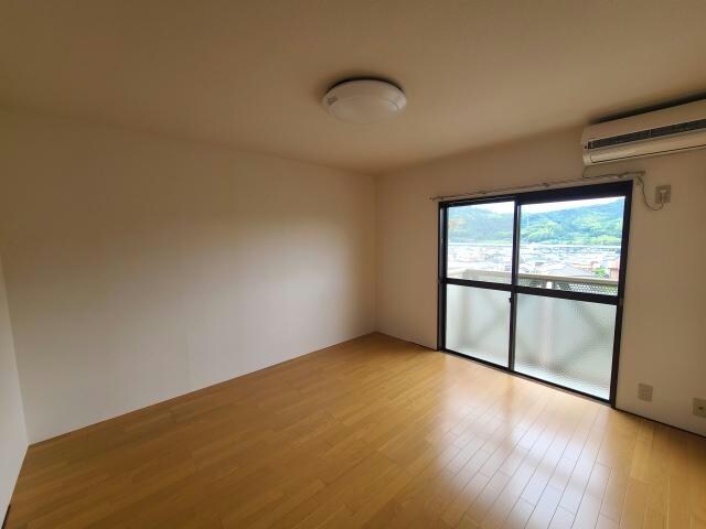 サイプレスハイツの物件内観写真