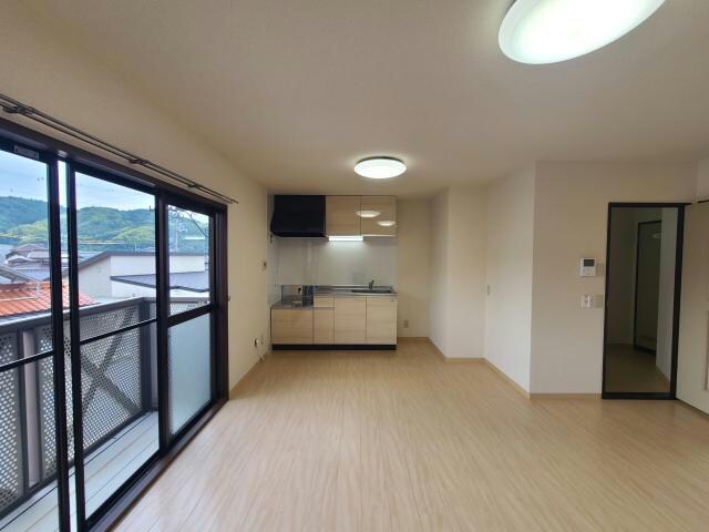 プラムハイツＡの物件内観写真