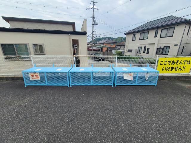 プラムハイツＡの物件外観写真