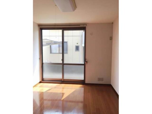 サニーハイツ　一番館の物件内観写真