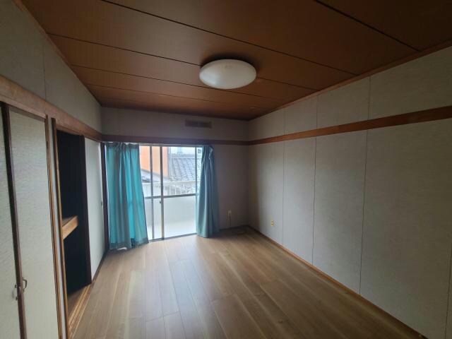 オレンジハイツの物件内観写真