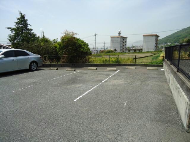 スプランドゥール　Ａ棟の物件外観写真