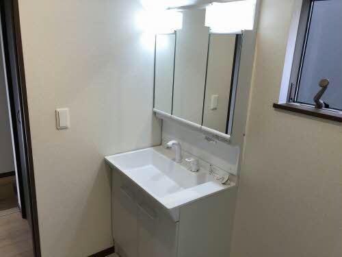 光市室積新開2丁目貸家の物件内観写真