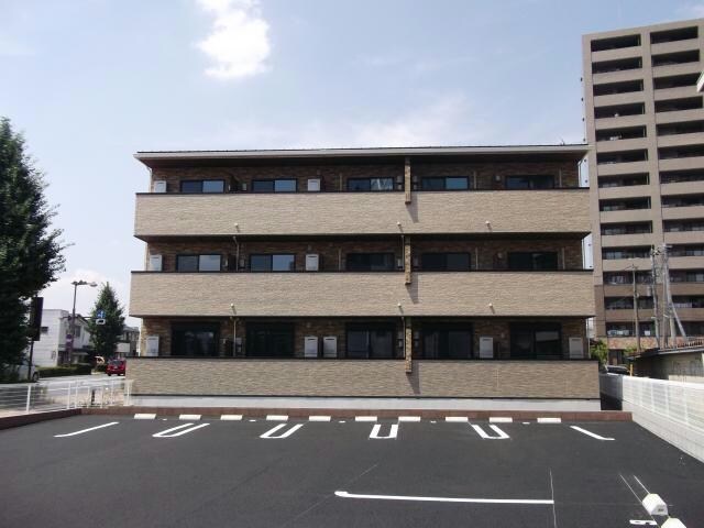 サーファ　前橋の物件外観写真