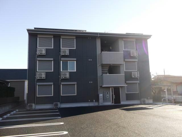 ガーネットの物件外観写真