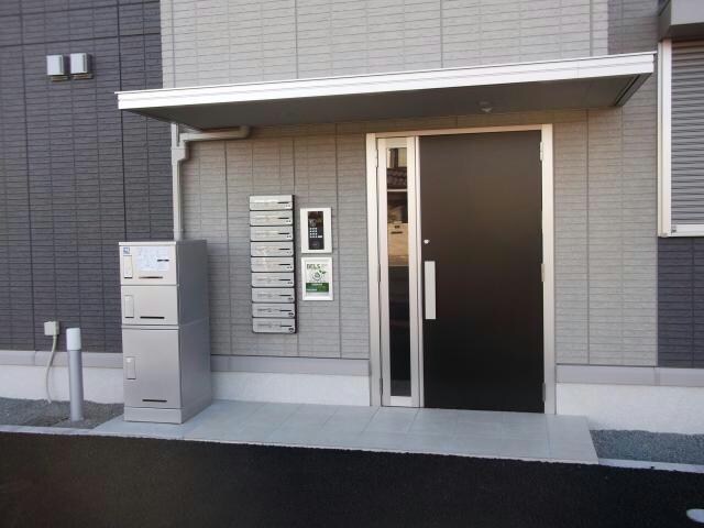 ガーネットの物件外観写真