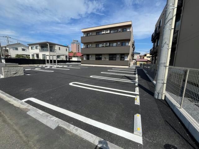 ラ・フルール紅雲の物件外観写真