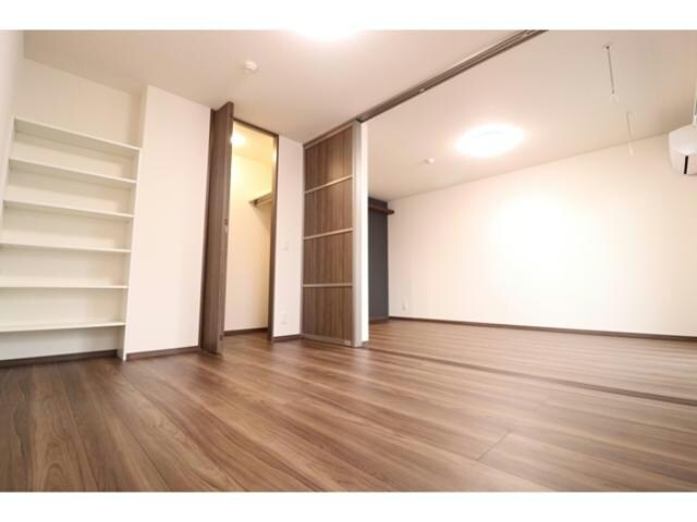 ラ・ルミエール紅雲の物件内観写真