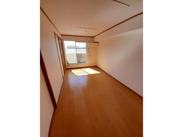 トゥー・ル・モンドの物件内観写真