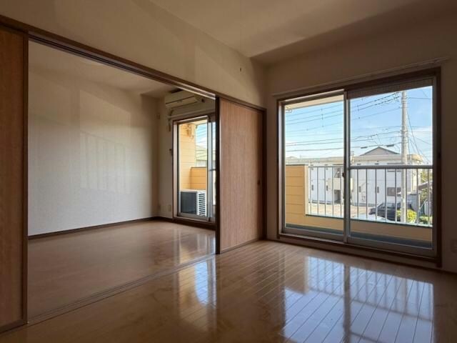 グリーンヴィレッヂの物件内観写真