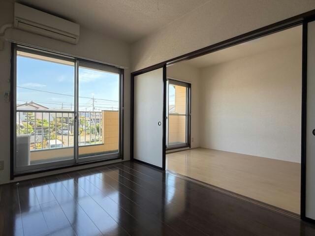 グリーンヴィレッヂの物件内観写真