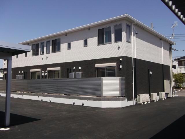 ノースグレイスの物件外観写真