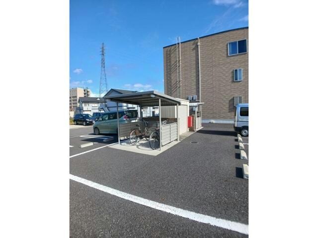 ネオ　ファミールの物件外観写真