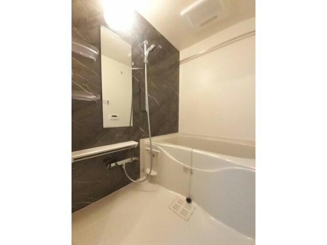 ラヴィエベール Bの物件内観写真