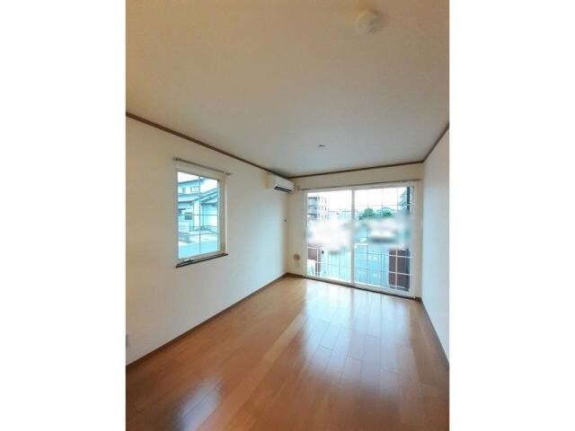 ジョリ・グレーヌの物件内観写真