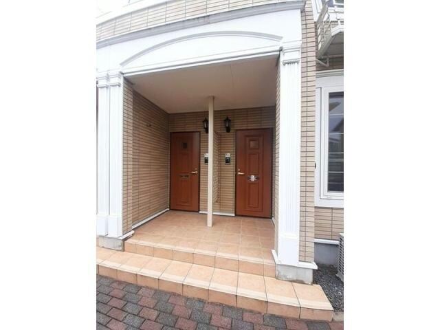 シュティル　ブリーゼCの物件外観写真